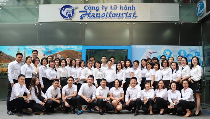 Công ty du lịch Hanoitourist sở hữu đội ngũ nhân viên giàu kinh nghiệm, nhiệt huyết