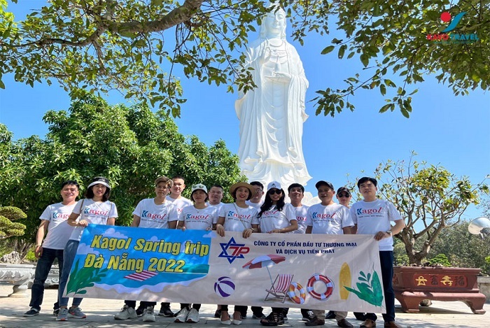 Hình ảnh khách đoàn Kavo Travel thăm chùa Linh Ứng bản đảo Sơn Trà