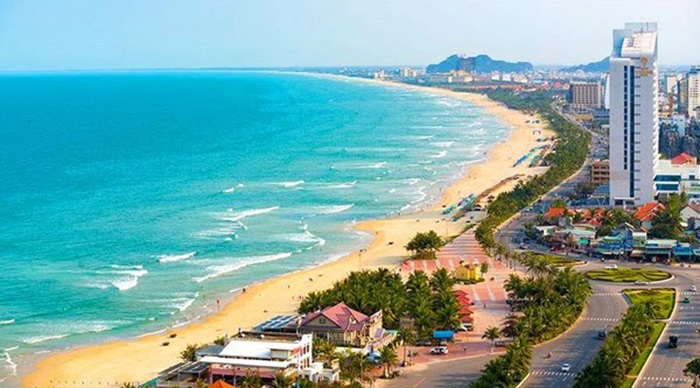 Bãi biển Mỹ Khê nhiều năm liền là 1 trong 10 bãi biển đẹp nhất châu Á